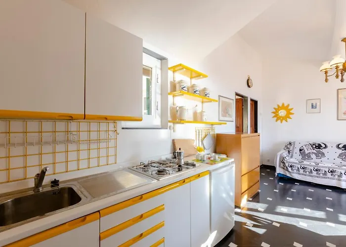 Joivy Treasure For 4 With Terrace And Incredible View Camogli