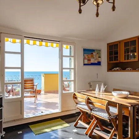 Joivy Treasure For 4 With Terrace And Incredible View *
