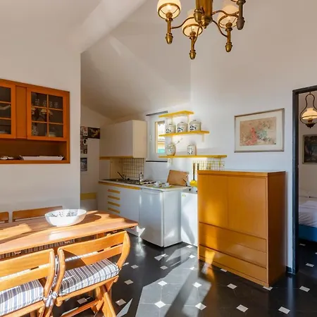 Joivy Treasure For 4 With Terrace And Incredible View Daire